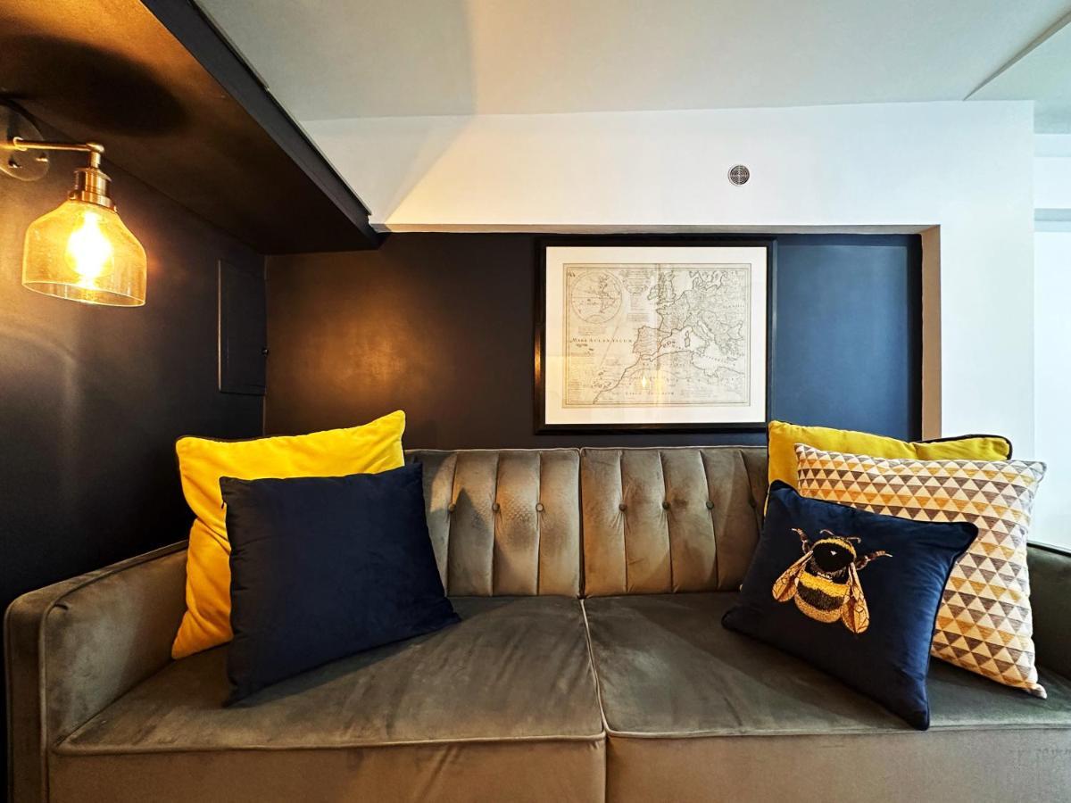Liam Place Near Hyde Park - 1 Double Bed, 1 Sofa Bed, Spacious Apartment, Private Entrance London Exteriör bild
