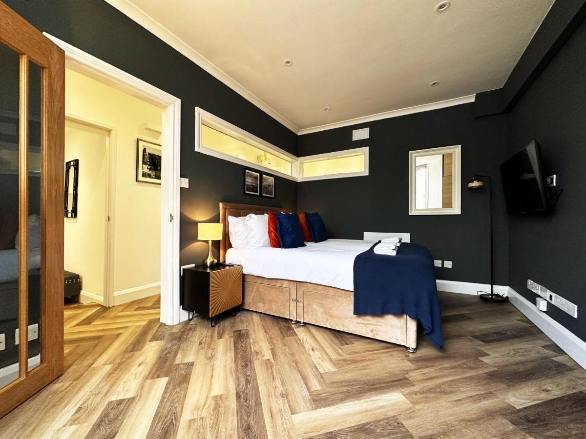 Liam Place Near Hyde Park - 1 Double Bed, 1 Sofa Bed, Spacious Apartment, Private Entrance London Exteriör bild