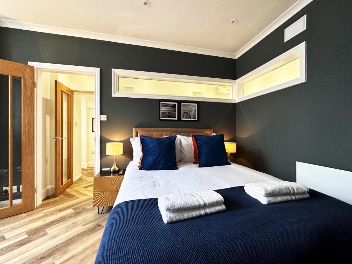 Liam Place Near Hyde Park - 1 Double Bed, 1 Sofa Bed, Spacious Apartment, Private Entrance London Exteriör bild